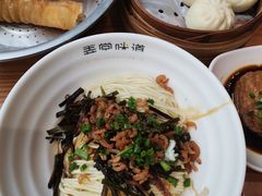 -弄堂咪道-饭香·面香·馄饨香(钦州北路田尚坊店)