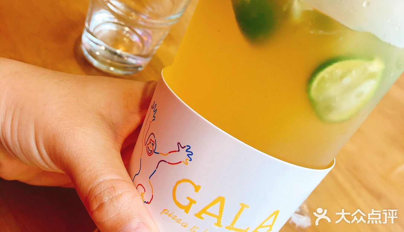 无奈只有一个胃好在离得近