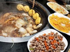 -松江屯东北农家铁锅炖(沧州店)
