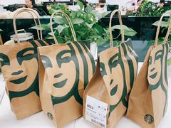 -星巴克(杭州临平银泰城B1店)