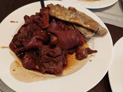 -南郊宾馆·风味自助餐厅·山东十六地市特色菜