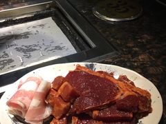 -阪尚皇·原切牛排·烤肉火锅自助(北京路店)