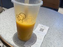 -喜茶(北京华贸购物中心店)