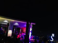 -杜尚rooftop露台酒吧