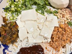 -蜗牛小馆醉乡民谣云南菜(惠新西里店)