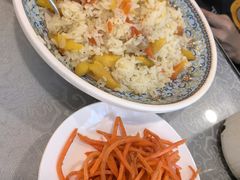 -汗腾格里·风味餐厅(新疆驻京办店)