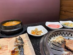 -木槿花韩式炭烤·熟成肉工坊(孙文东路店)