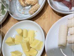 -阮大兴糕团(杭州西湖银泰百货店)