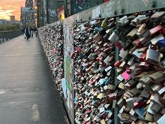 -科隆霍亨索伦桥爱情锁