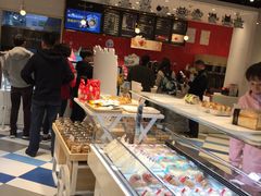 -85度C(生甜甜圈研究工坊·上海局门店)