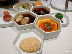 秦淮八艳美味小吃-民国红公馆·秦淮八艳(夫子庙店)