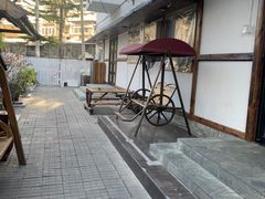 景观位-小草屋(阜通东大街店)