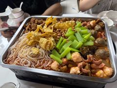 -在巷子里的烤肉店·螺蛳粉烤鱼·牛蛙(和美城店)