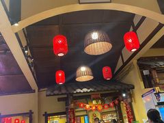 -富正毅三下锅·湘西韵味(天门山索道店)