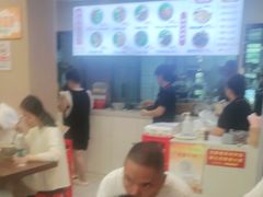 -小马牛肉面·牛骨熬制(南京博物院店)