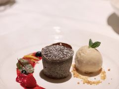 -Mogul Eatery·大亨餐酒馆