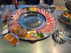 -哈哈碳都·牛肋条无限自助烤肉(台江万达店)