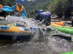 -崇州九龙峡漂流