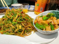 -大宝全猪馆(南京路店)