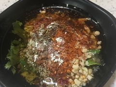 -俭让佬妈现卤串串(温江总店)