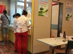 -月亮房·白斩鸡(娄山关路店)