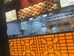 -东口码头·烧鸽子·鱼头泡饼·地方菜(金鹰悦城店)