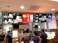 -麦当劳(轻轨曹杨路店)