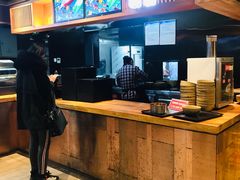 -亮亮面馆(经六路店)