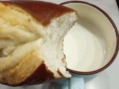 -面包新语(龙湖·西宸天街店)