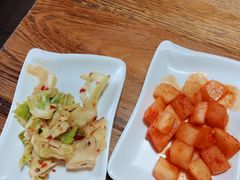 -百年石锅饭·朝鲜族传统民餐