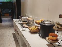 -武汉武昌站街道口华美达安可酒店