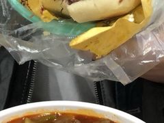 腊牛肉夹馍-邢老三肉丸糊辣汤(西安总店)