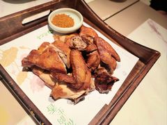 -荷花亭·湖北融合菜(中商广场店)