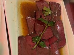 -潮界(LU·ONE凯德晶萃广场店)