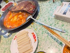 -肖婷姐大铁锅重庆火锅(南湖店)