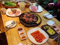 -木槿花开烤肉店(盐河南路店)