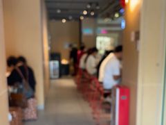 -麦当劳(中二横路店)