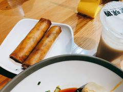 -弄堂咪道-饭香·面香·馄饨香(兴梅店)