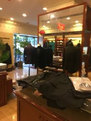 -亨生西服(陕西北路店)