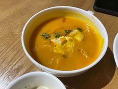 南瓜汤-HELLO 27 意面·沙拉·帕尼尼