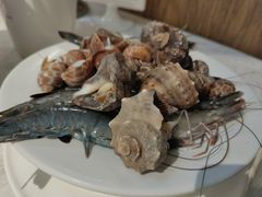 -领鲜活海鲜榴莲自助火锅(东门店)