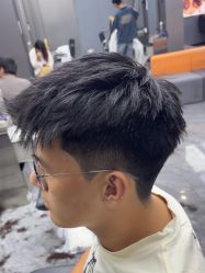 -米可造型烫发染发