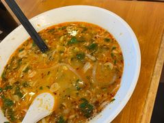 特色全羊汤-刘记羊汤·烧饼夹肘子