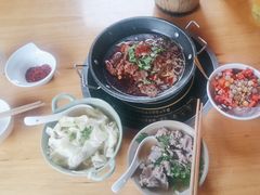 -大众跷脚牛肉馆·非遗传承单位(峨眉山店)