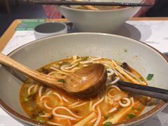 -百春原湖南牛肉粉(百联世纪店)