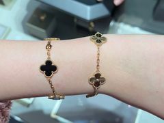 -梵克雅宝(国贸商城店)