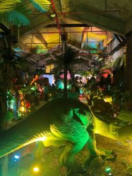 -恐龙探索乐园(磁器口店)