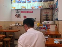 大堂-韵姐牛奶甜品世家