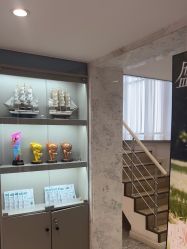 -咪咪专业脱毛连锁机构