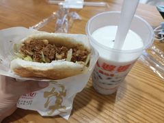 -八婆婆烧仙草(中山路店)